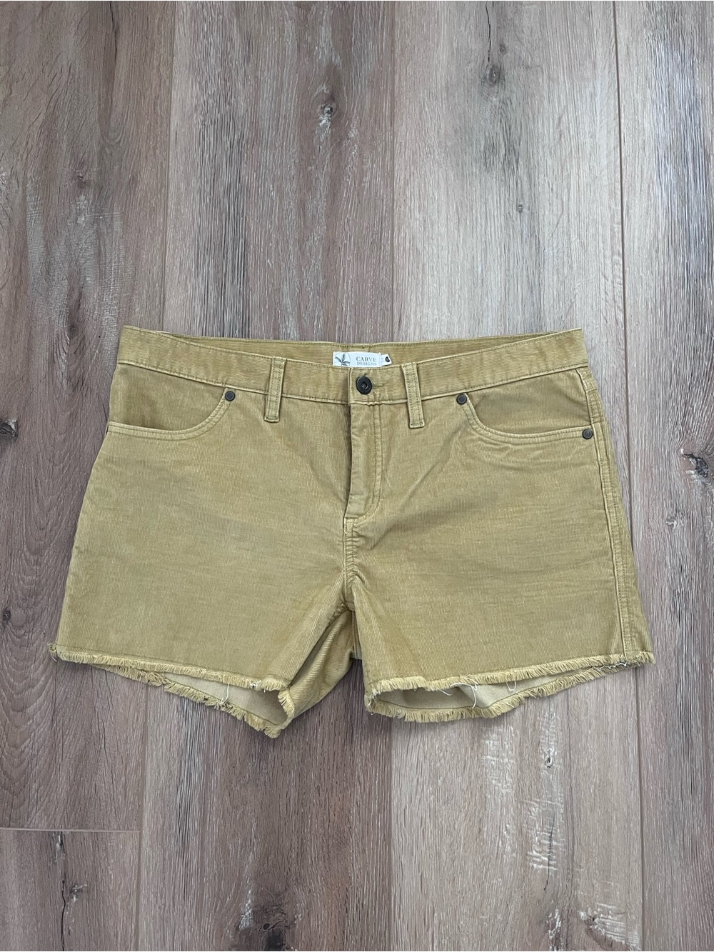 Carve Designs Oahu 4” Corduroy Shorts